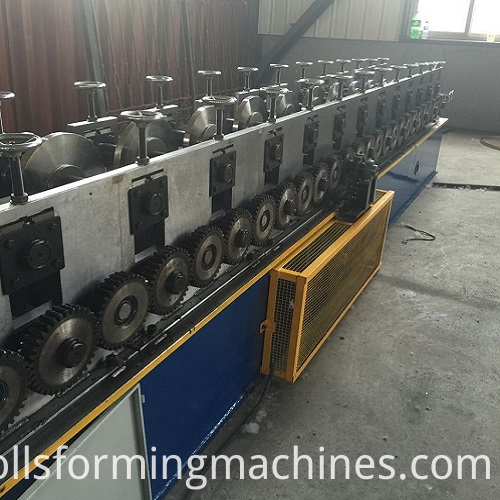 Profilieren roll forming